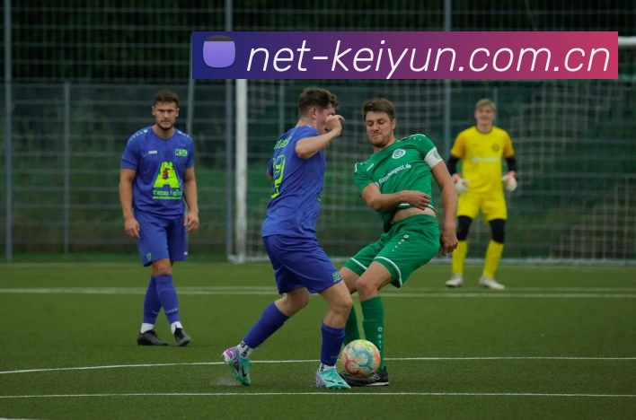 彤彤